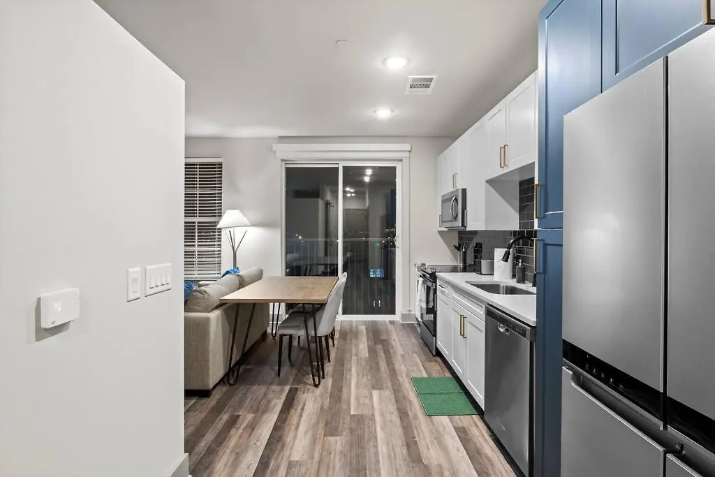 Luxury Apt, Min To Dt, Gym, Pool ナッシュビル アパート